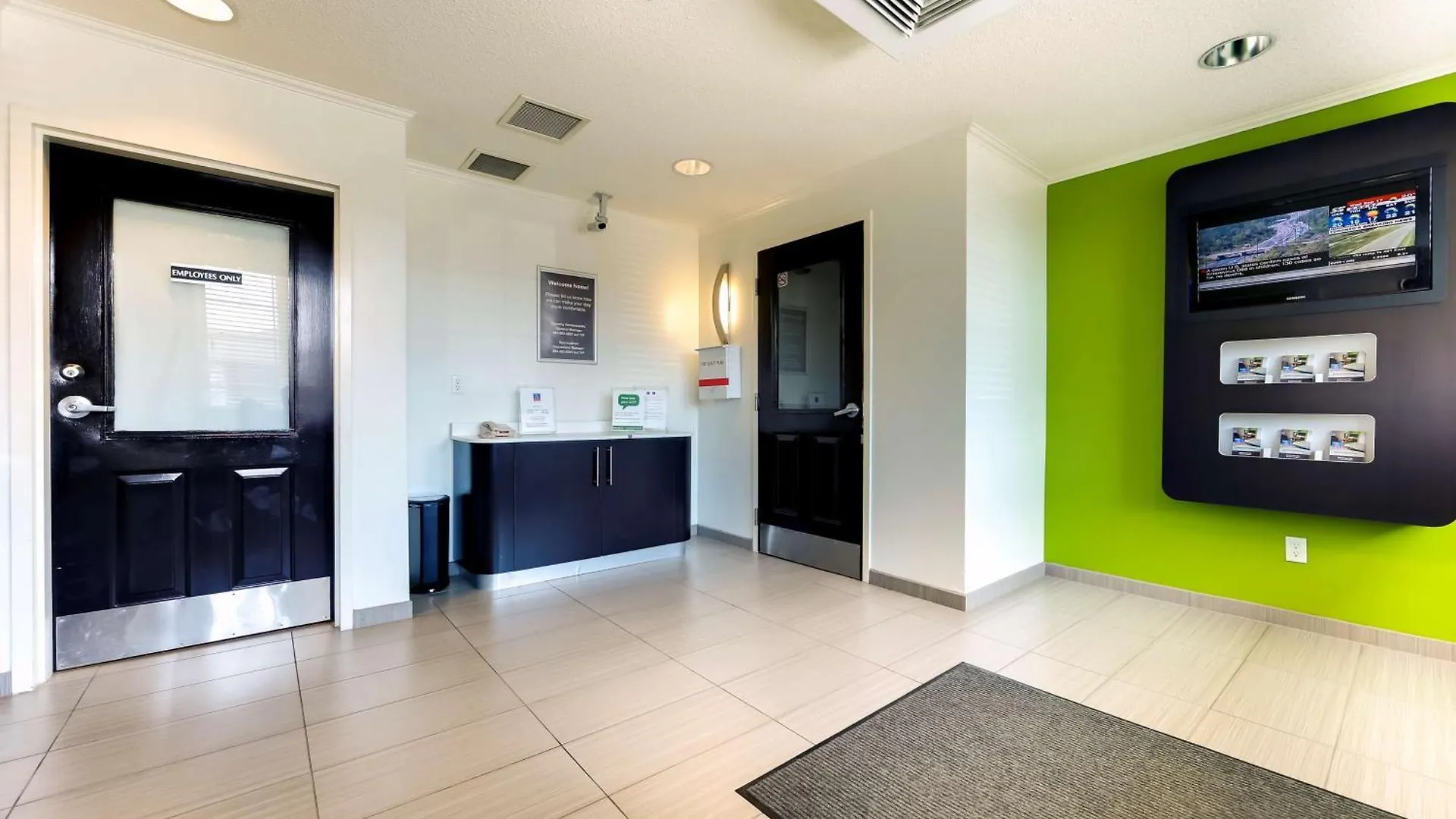 Studio 6 Toronto - Mississauga With Kitchenettes 2*,  加拿大