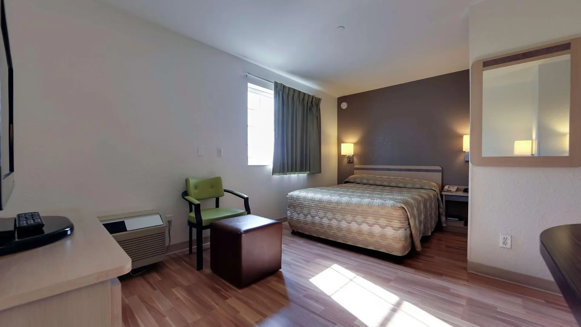** Hotel Studio 6 Toronto - Mississauga With Kitchenettes Canada