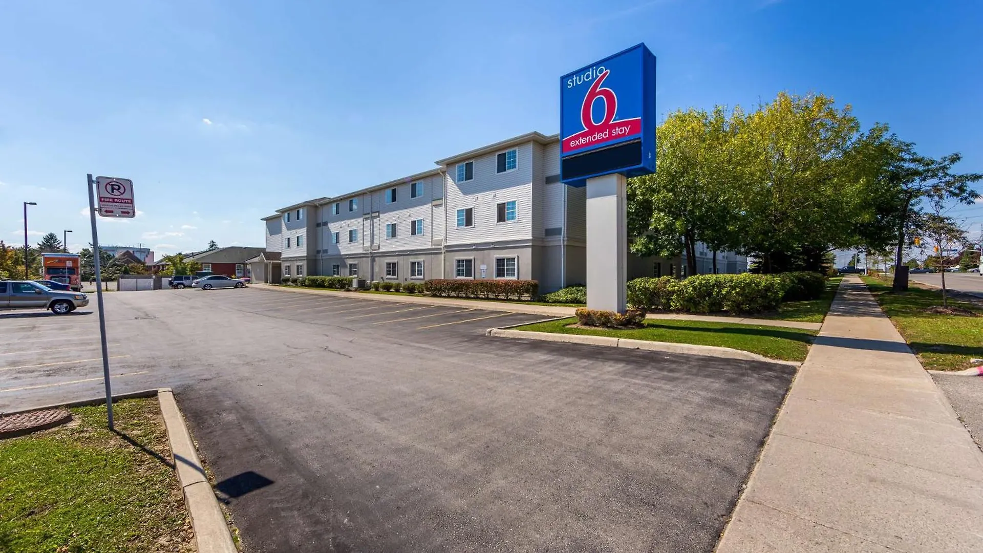 ** Hotel Studio 6 Toronto - Mississauga With Kitchenettes Canada