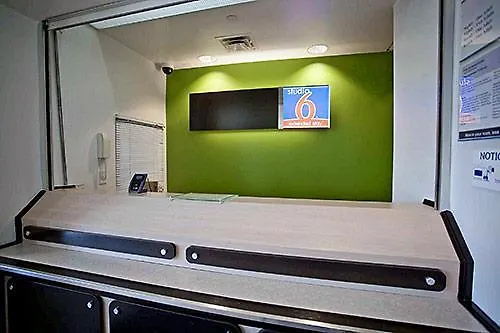 Studio 6 Toronto - Mississauga With Kitchenettes Hotel